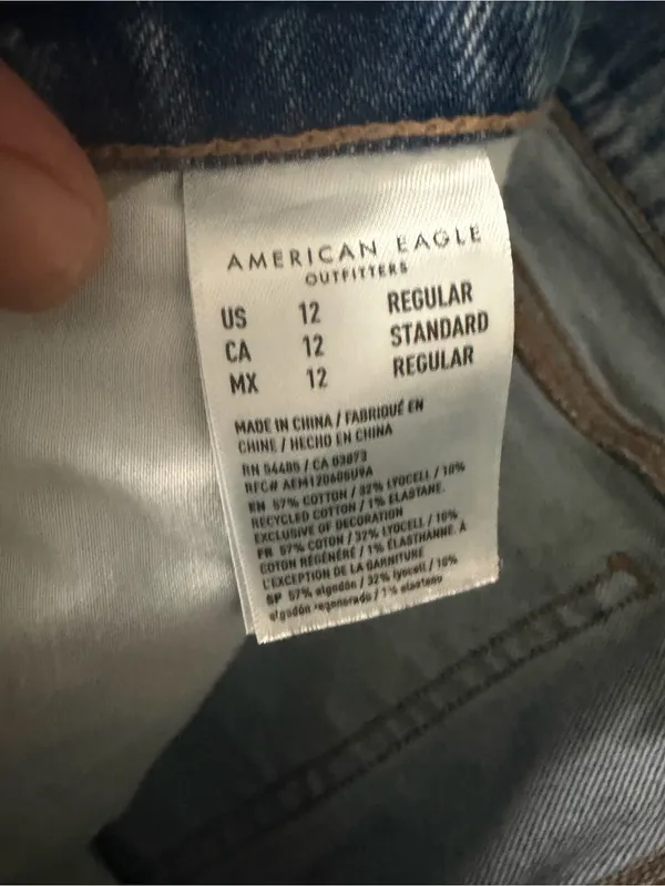 American Eagle 90s Bootcut  High Rise Light Wash Split Front Hem Jeans Size 12 - Image 7