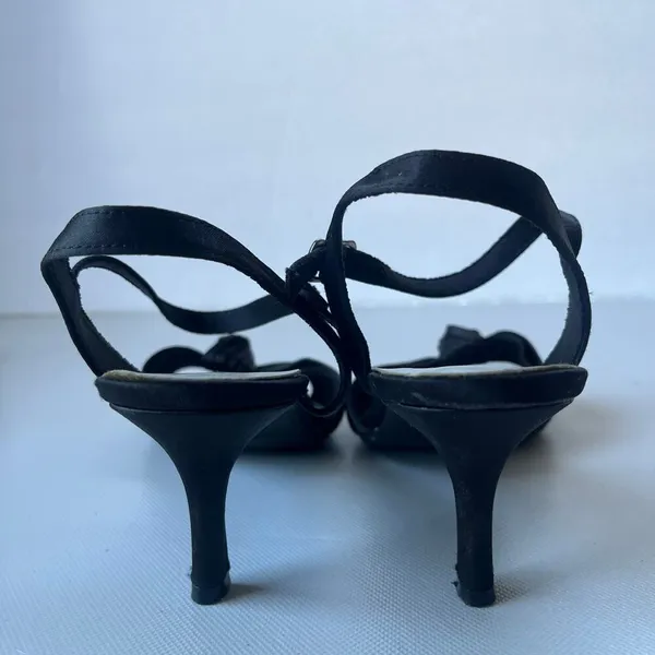 Fioni Nights Satin Kitten Heel Sandals Womens Size 8.5 Strappy Y2K Glam Cocktail - Image 10
