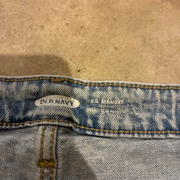 Old Navy Womens O.G. Straight High Rise‎ Light Wash Distressed Jeans Size 14 - Image 5