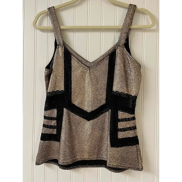 BKE Boutique tank top gold w/ black trim Small - Image 2