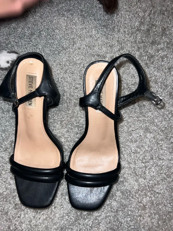 Black Steve Madden Leather Heels - Image 3