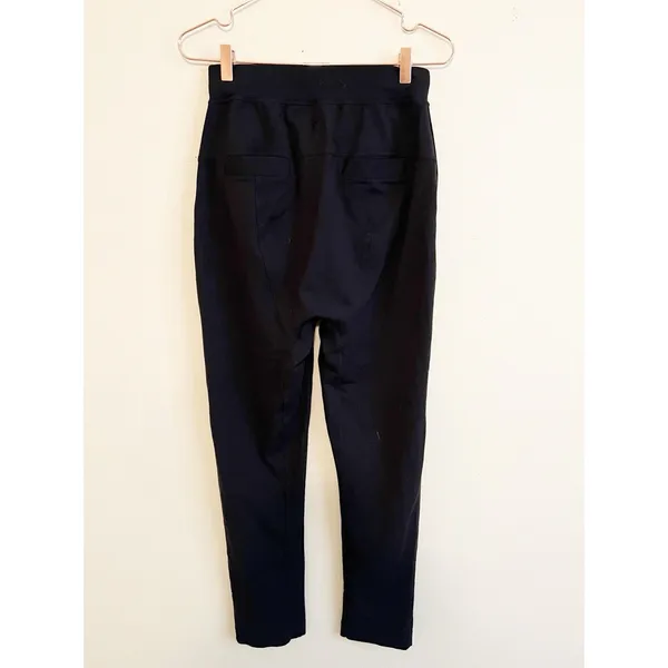 Lululemon Women’s Size 6 True Black Straight Leg‎ Joggers Rear And Side Pockets - Image 2