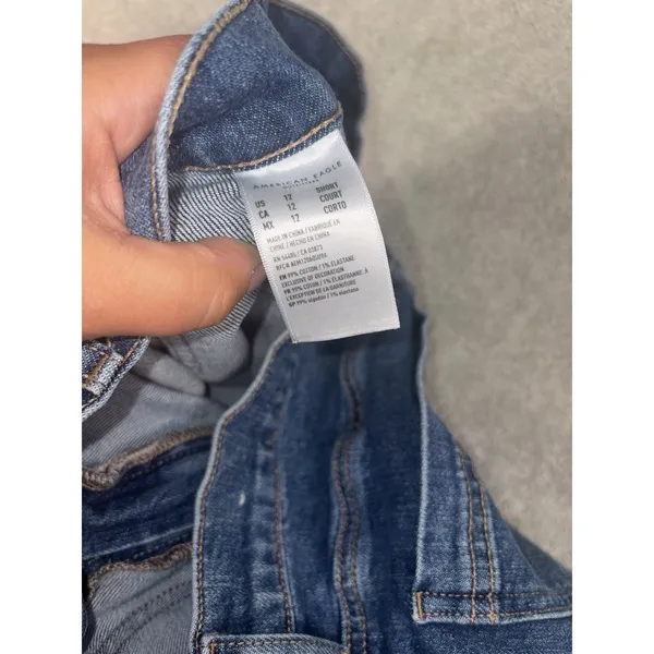 American Eagle Super High Rise Baggy Straight Cargo Jeans Size 12‎ Short Denim - Image 5