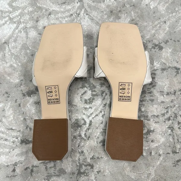 Qupid size 6 cream colored Woven Strap Slide Heeled Sandals EUC No box - Image 7