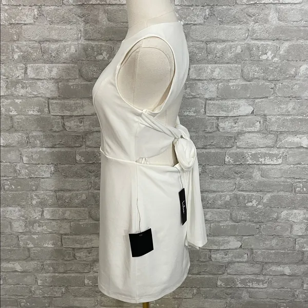 Lulus CONFIDENT CUTIE WHITE TIE BACK SLEEVELESS MINI DRESS - Image 3