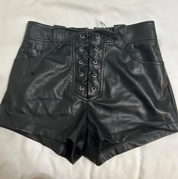 Shorts - Image 2