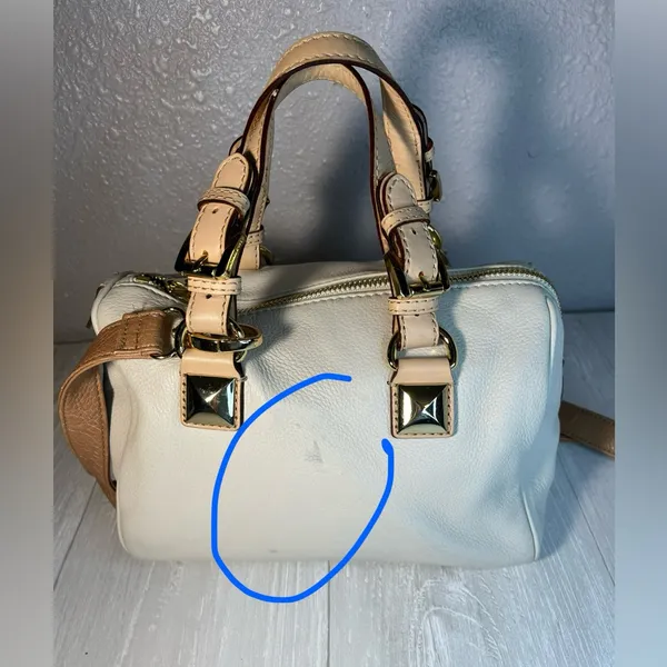 Vintage Michael Kors Cream Satchel with Gold Details - Image 10