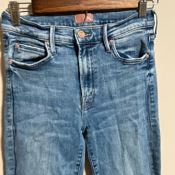 Mother Denim The Rascal Ankle Fray Bonfire Lighning Light Wash Jeans- Size 27 - Image 7