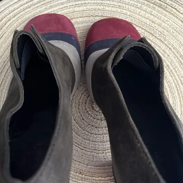 Tory Burch‎ Suede leather colorblock pattern pumps heels sz 6 - Image 5