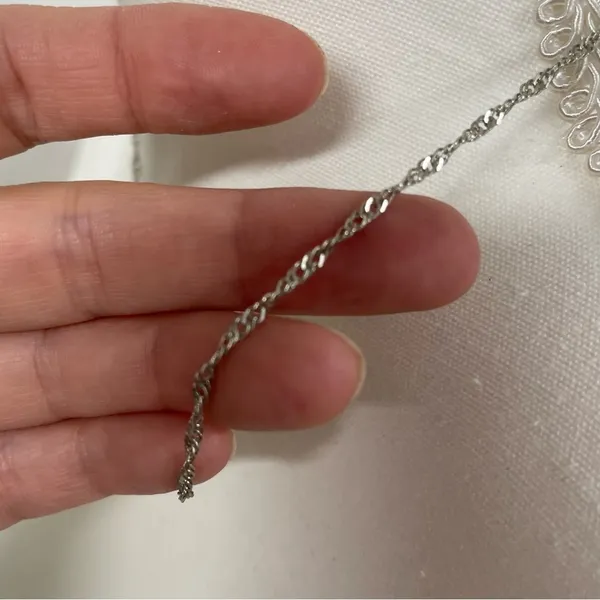 Blue Rhinestone & Silver Tone Necklace Costume Jewelry - Image 5