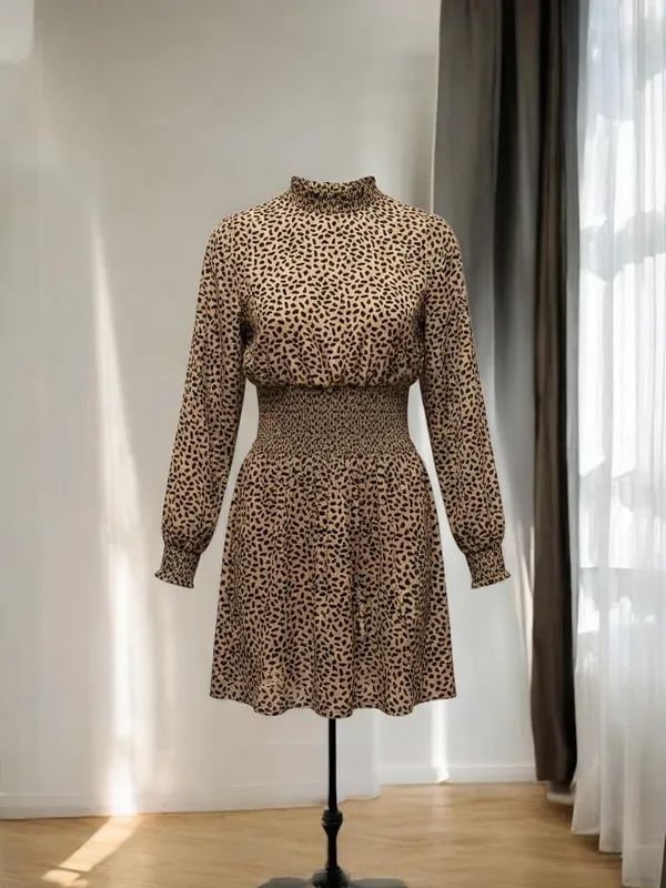 Size small knee length long sleeve dress - Image 2