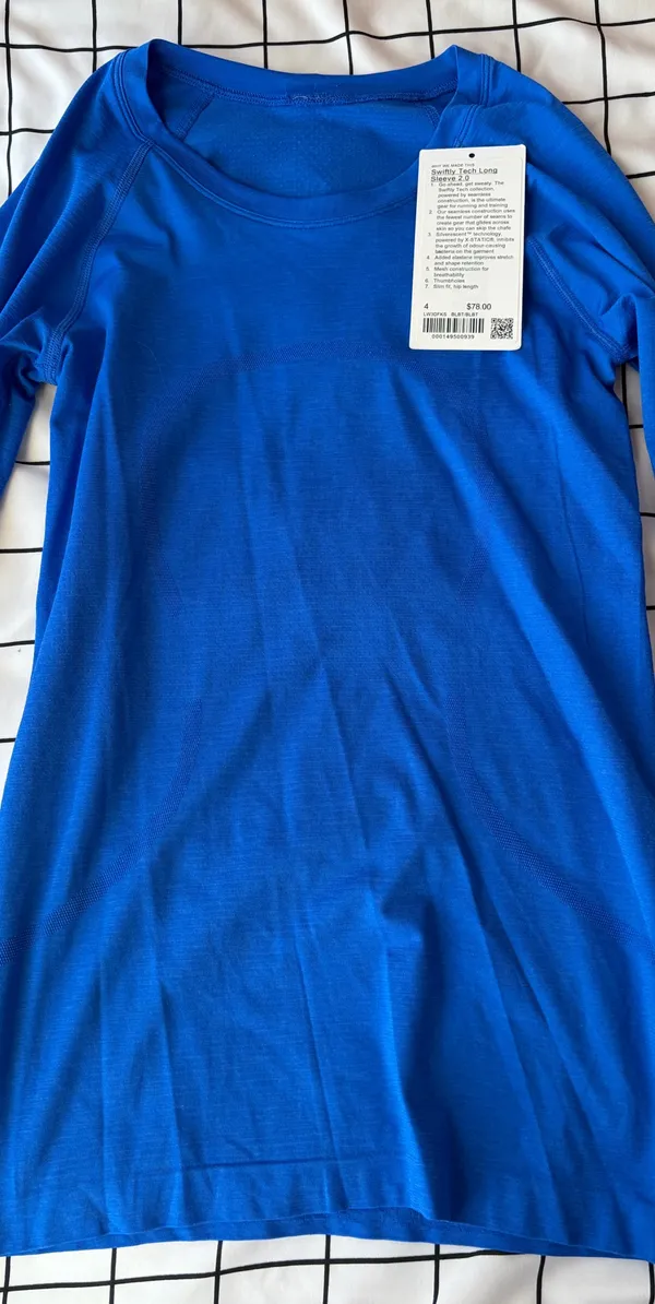 Lululemon Blue Long Sleeve Swiftly Tech, Size 4, Hip Length. NWT. - Image 2