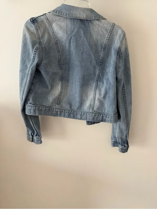 White House Black Market Light Blue Denim Jean Jacket - Image 4