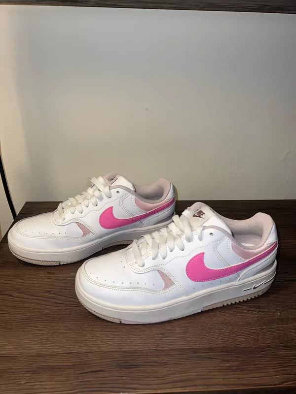 Nike Gamma Force Sneakers Women’s - Image 3