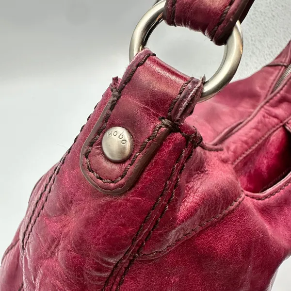 Hobo International Red Leather Shoulder Bag Zip Top Hobo Purse Handbag Berry - Image 4
