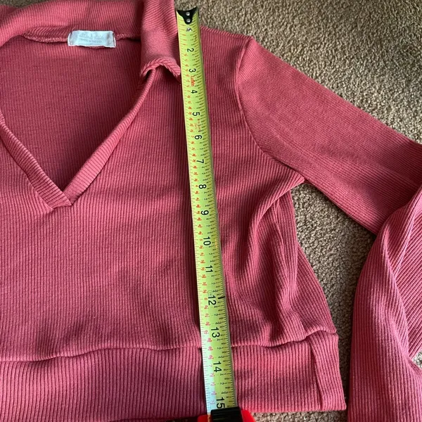Altar’d State sienna long sleeved v neck top S - Image 5