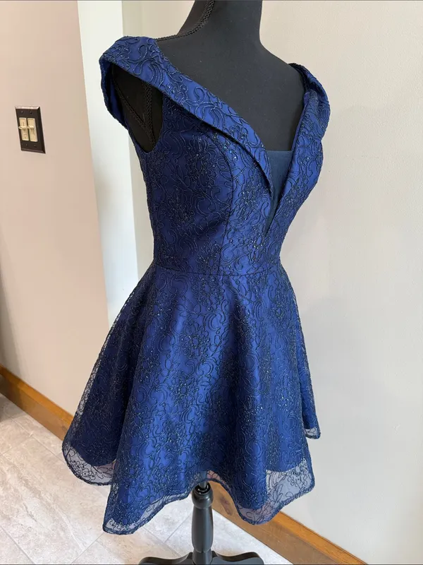 Narianna NWT Navy Blue size S Formal dress with matching shawl - Image 4