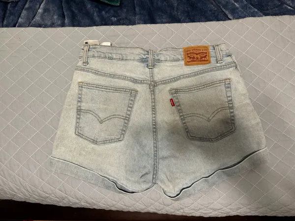 Levi’s Jean Shorts - Image 3
