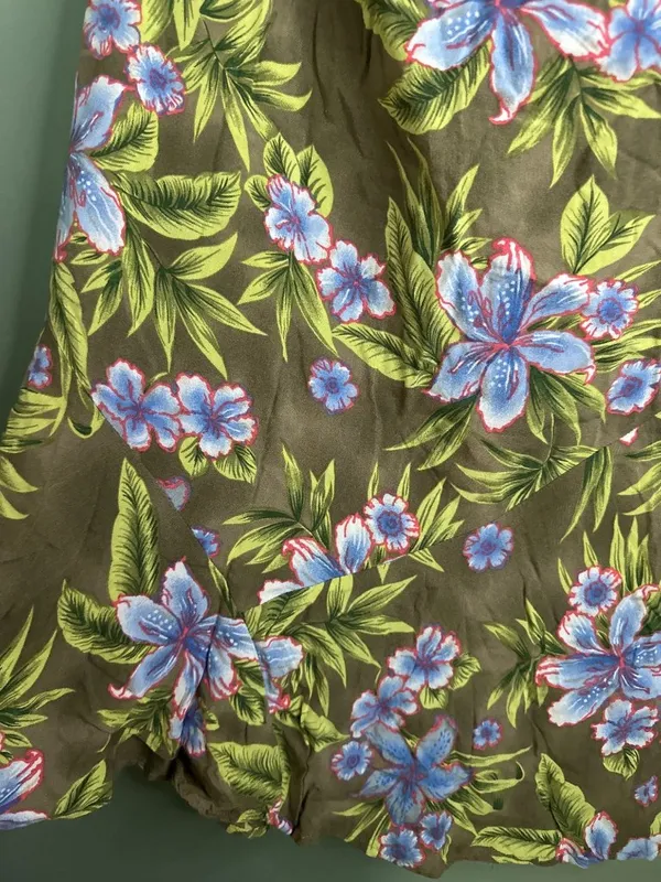 Sag Harbor Woman 20W Tropical Floral Rayon Skirt Olive Green Blue Plus Size - Image 2