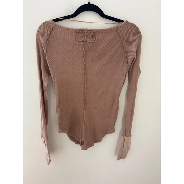 We The Free Free People Ribbed Scoop Neck Long Sleeve Top Mauve‎ Brown Small - Image 3