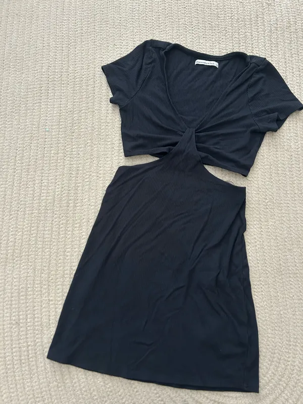 Abercrombie black small cutout dress - Image 2