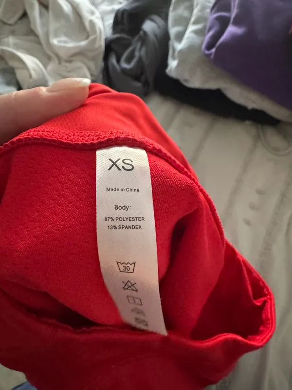 Red skirt Size XS - Image 2