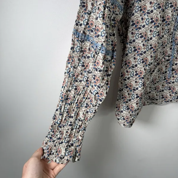 Othilia Anthro Laura Blue Floral Long Sleeve Peasant Blouse Boho Cottage Women M - Image 4