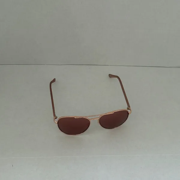 PIRANHA‎ Sofia Aviator Sunglasses. Gold - Image 2