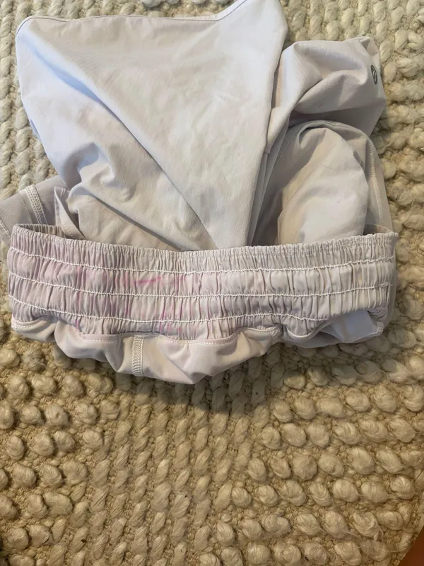 Lululemon Size 2 white hottie, hot style skirt - Image 3