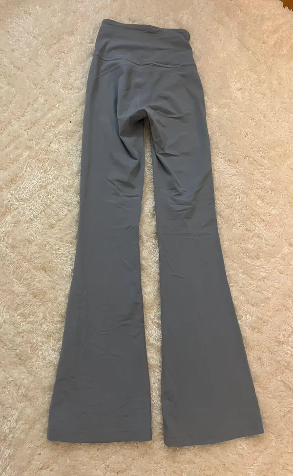 Blue  flare leggings - Image 2