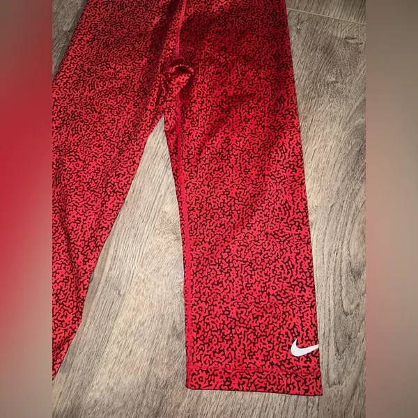 NIKE Pro Dri-Fit Red Capri Compressions - Image 4