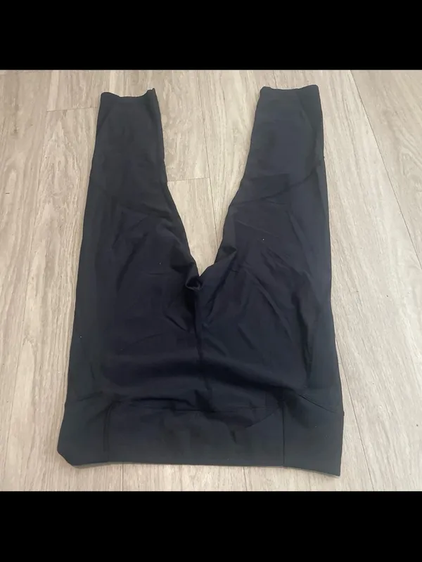 Under Armour Black Women's HeatGear Leggings - Image 3