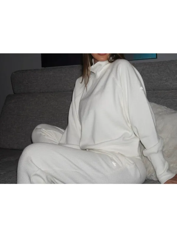 Alo Weekend Escape Joggers Ivory Waffle Thermal High-Rise Waist Cream Sweatpants - Image 7