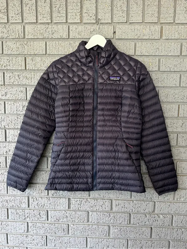 NWT Patagonia AlpLight Down Jacket Smolder Blue Women’s Size XS 800 Fill - Image 4