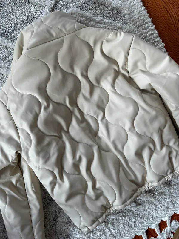 Forever21 cream puffer wavy stitch cinchable waist transition jacket - Image 12