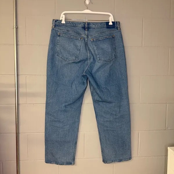 Abercrombie & Fitch The Vintage Straight High Rise Jeans Medium Wash Size 32/14R - Image 5