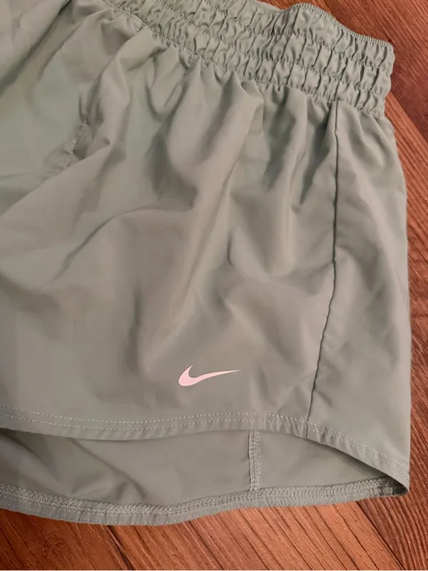 Nike one shorts - Image 2