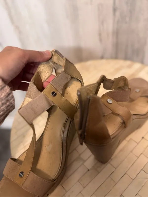 Calvin Klein Nude Tan Patent Elastic T-Strap High Platform Wedge Sandals Womens - Image 8