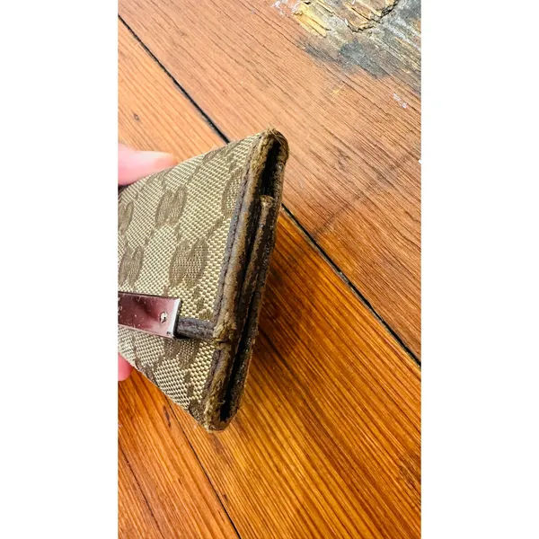 Vintage GUCCI Beige Canvas GG Logo Silver Accented Key Holder Case - Image 4