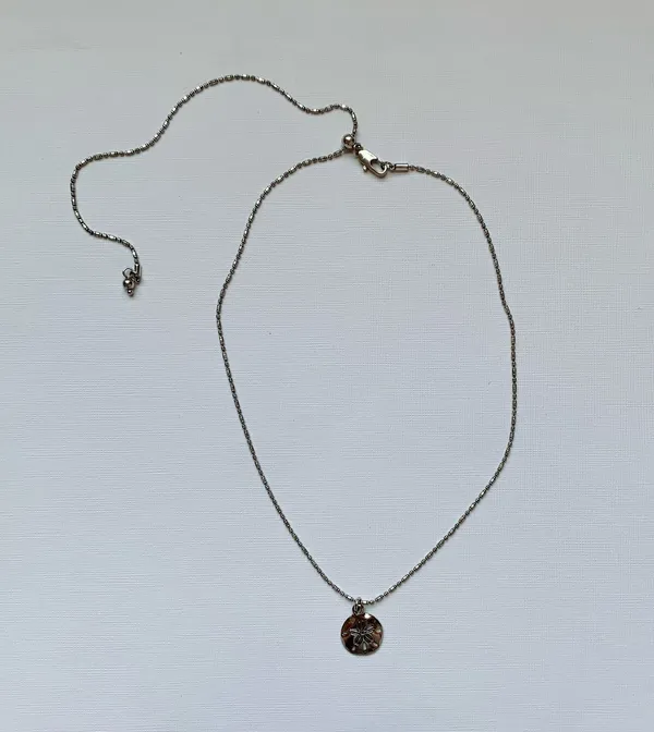 Handmade Adjustable Silver Sand Dollar Pendant Necklace - Image 4