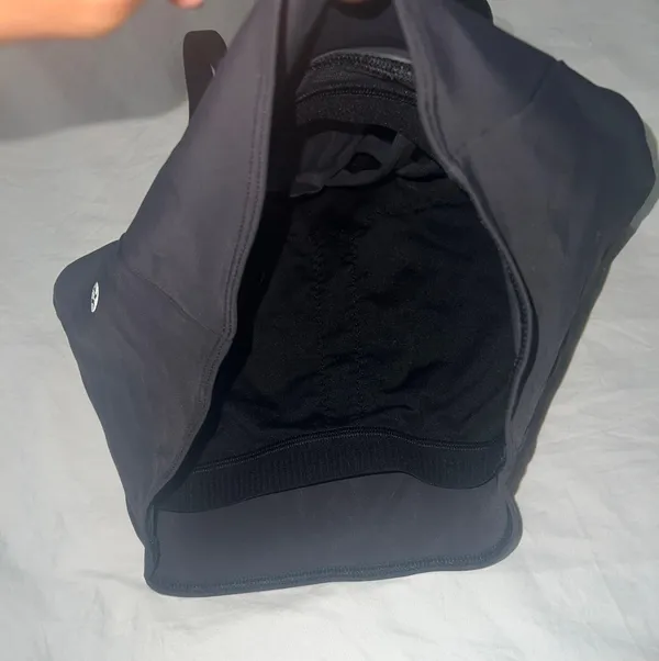 Lululemon Sports Bra 6 - Image 3
