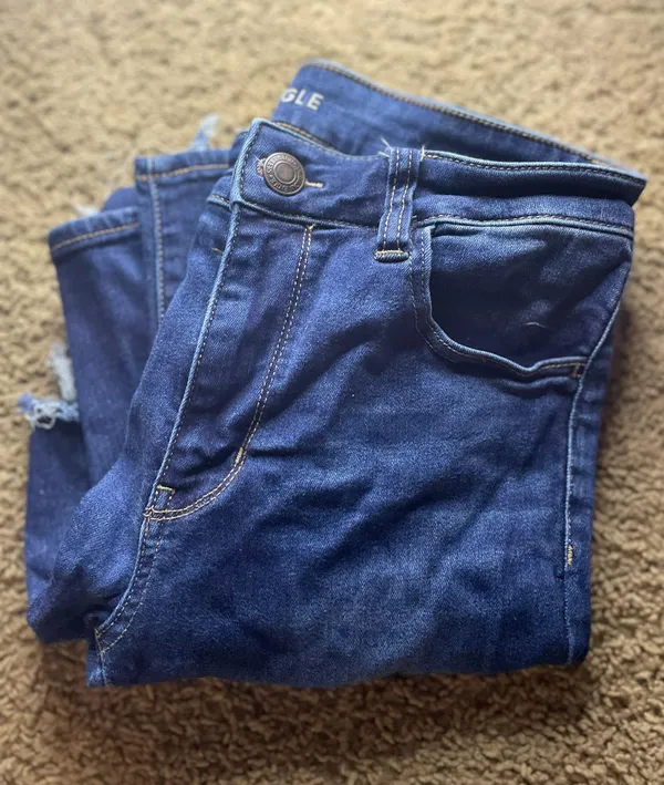 American Eagle Jeans  - Image 2