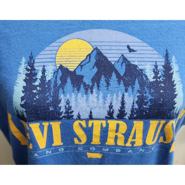 Levi‎ Strauss Graphic T-Shirt Mountain Scene Short Sleeve Tee Size L - Image 2