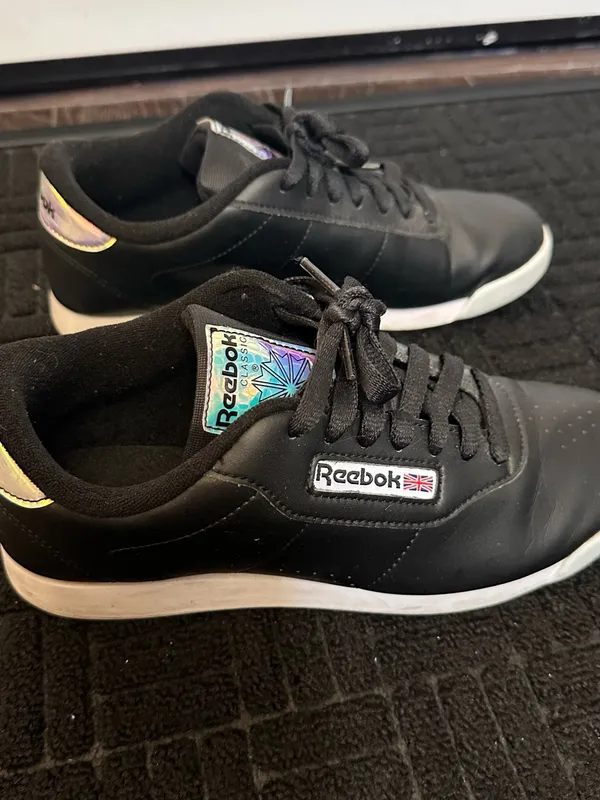 Reebok Black Leather Low-Top Sneakers with Holographic Accents - Image 7