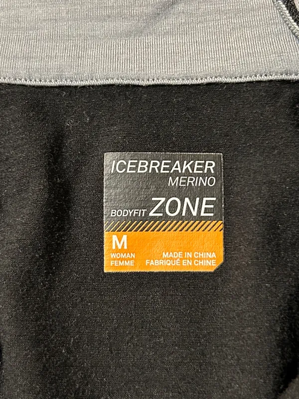 Icebreaker Black and Gray Merino Bodyfit Zone 1/4 Zip Top Size Medium - Image 3