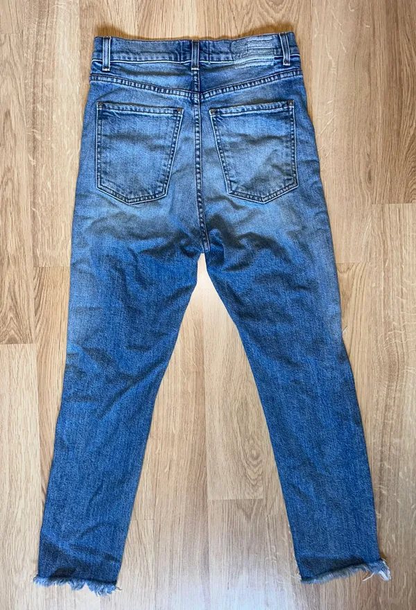 Jeans - Image 2