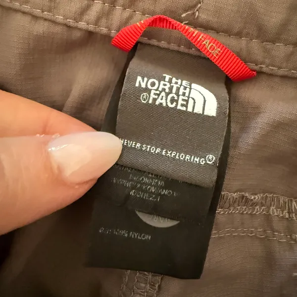 THE NORTH FACE | Dark Gray Convertible Roll up Hiking Pants | Size 8 Short - Image 7