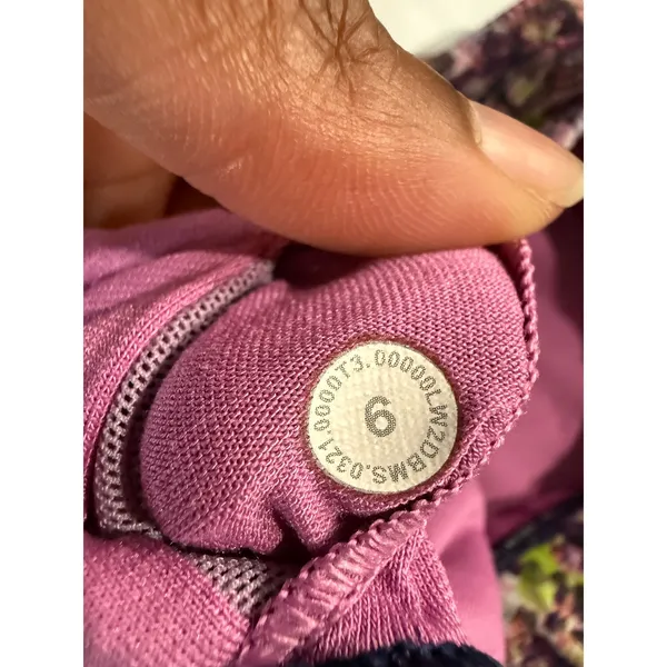 Lululemon Free To Be Bra Wild Floral Abstract Strappy Back Sports Bra Size 6‎ - Image 5