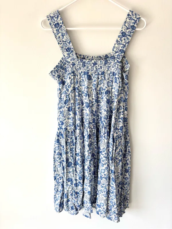 Old Navy Blue White Floral Sleeveless Midi Dress Square Neck Vacation Costal - Image 5