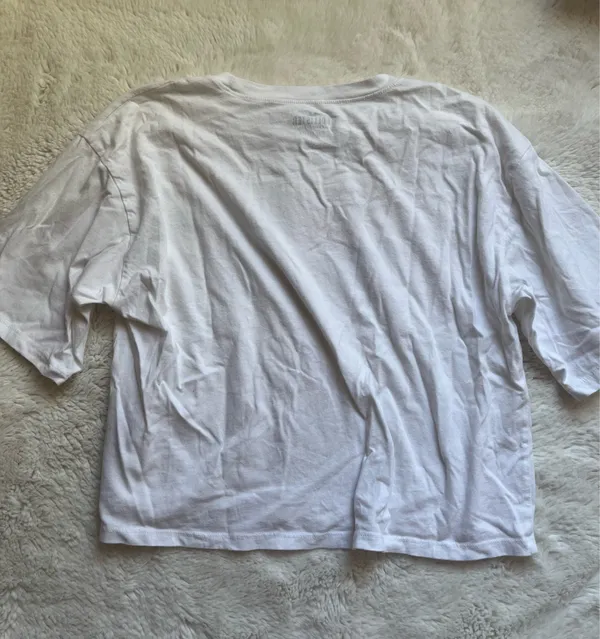Hollister Crop Top - Image 2
